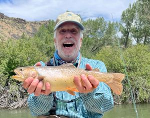 Henry Winkler met een vis