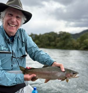 Henry Winkler met een vis